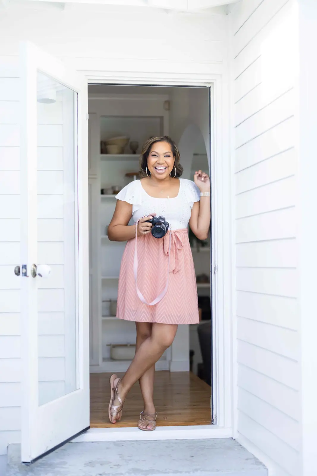 How Angie quitted her full-time job and switched to photography business.